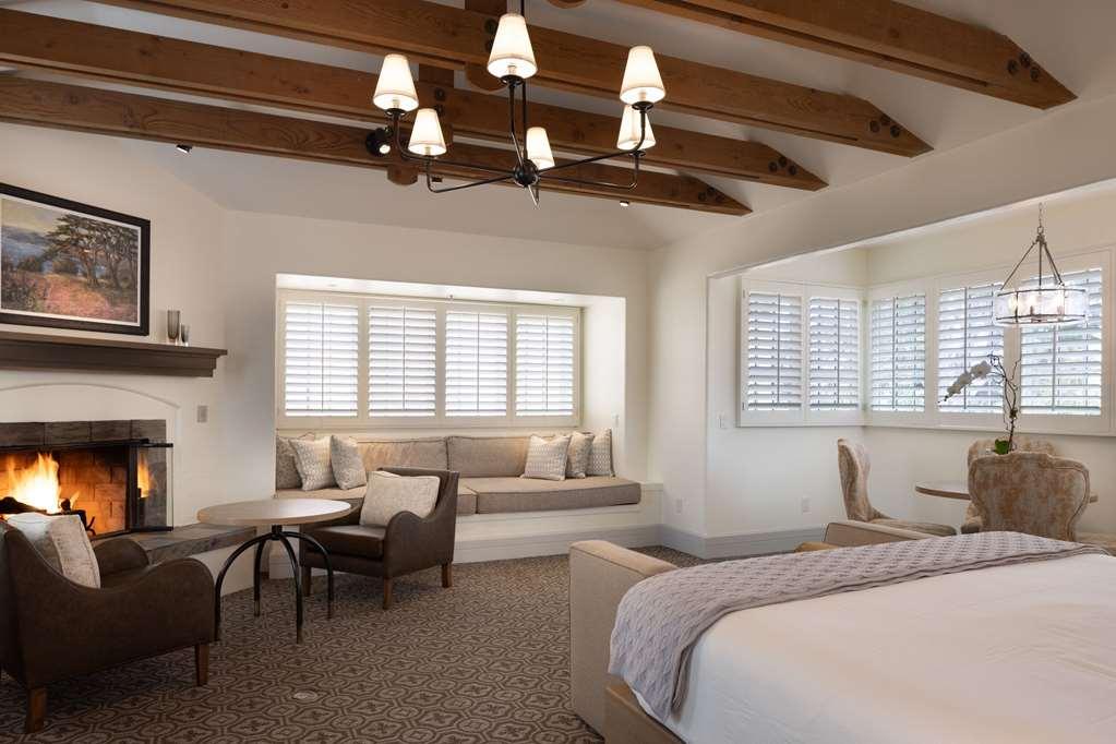 Casa Palmero At Pebble Beach Room photo
